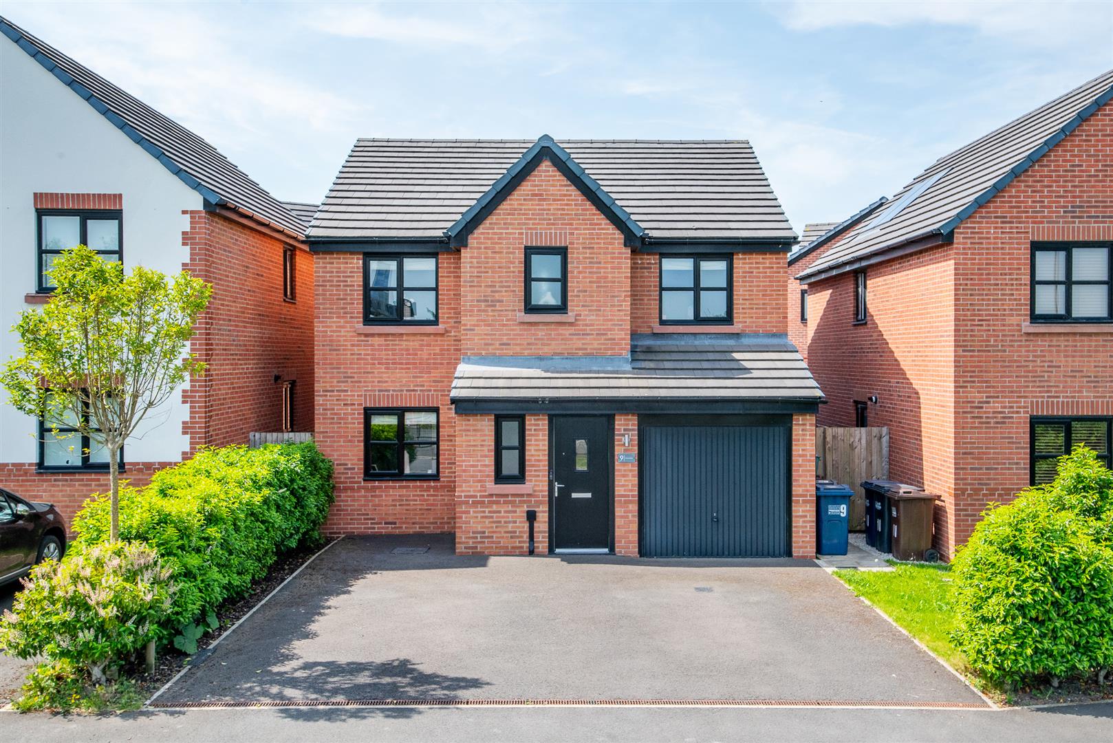 4 bed property in Ancona Drive, Preston